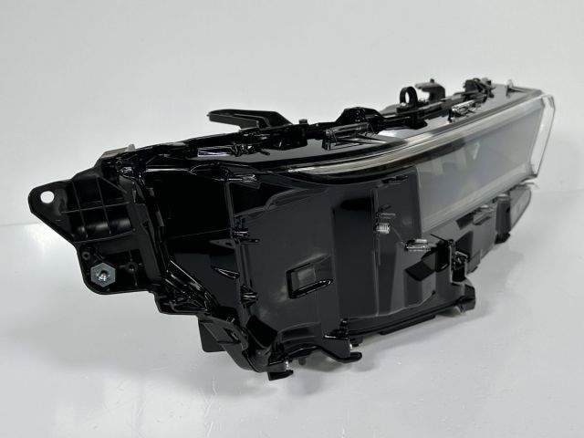 極美品/低走行 クラウンクロスオーバー TZSH35 AZSH35 純正 4眼フルLED