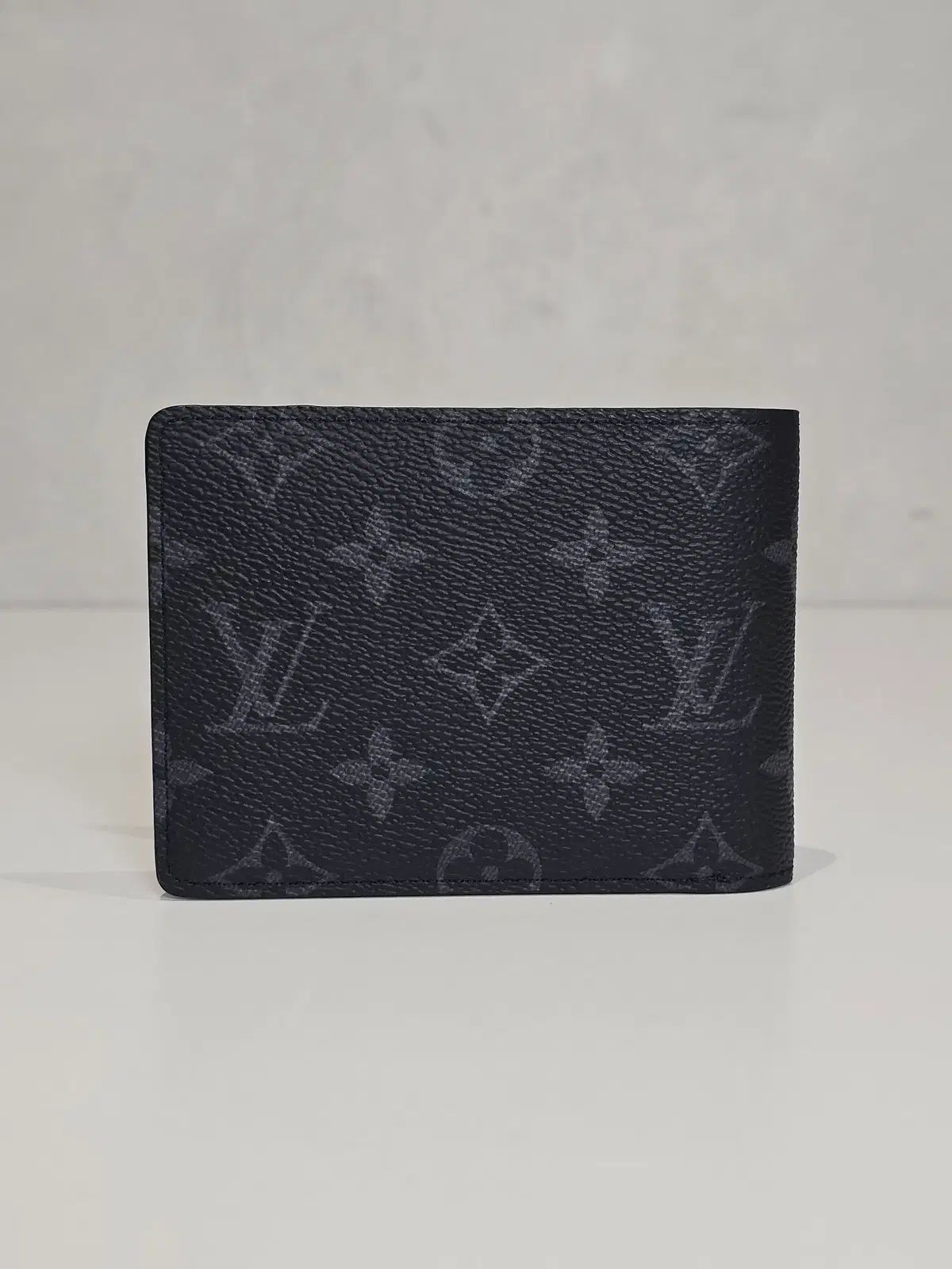 Vuitton モノグラム