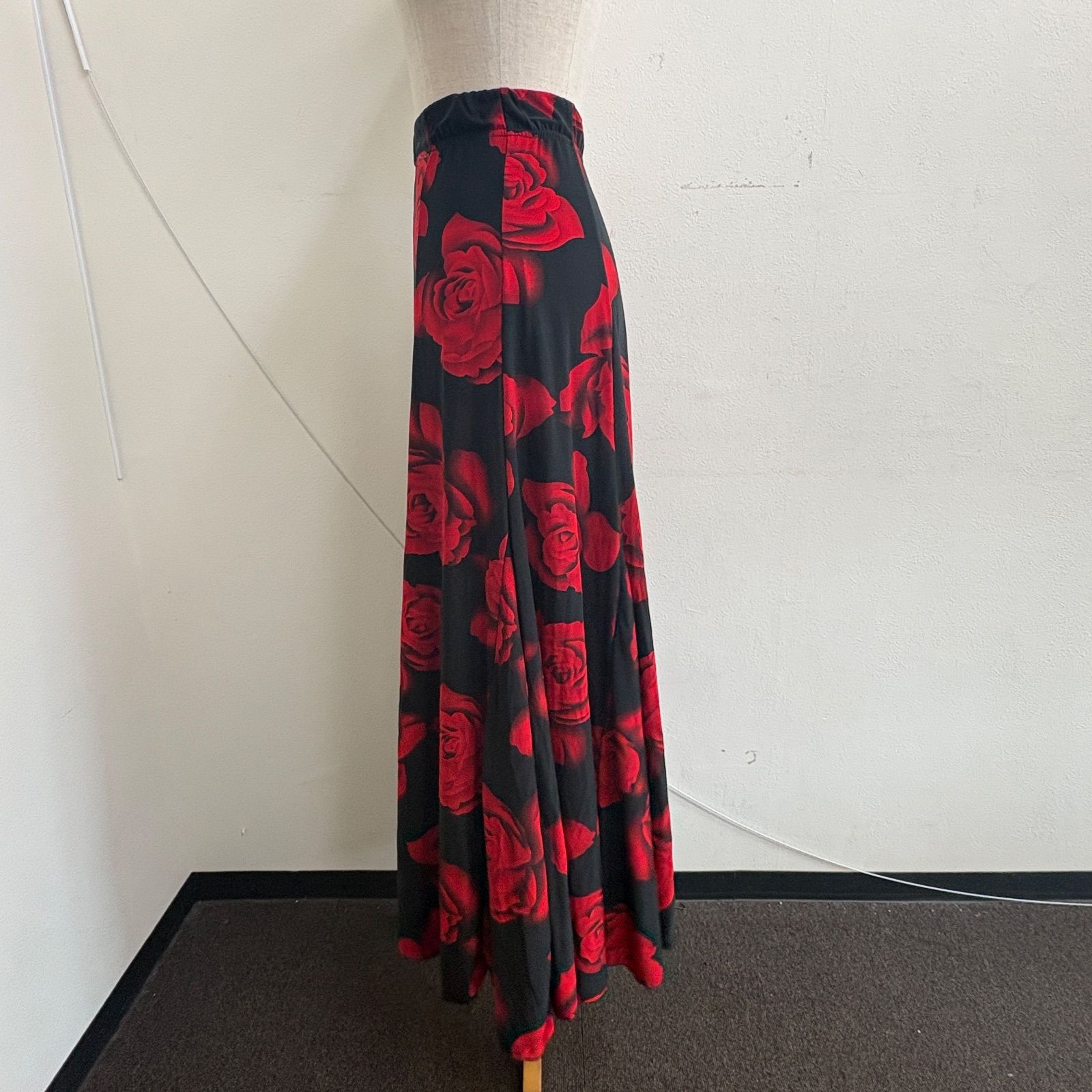  フラメンコ衣装 ファルダ ブラック レッド 花柄 スカート フラメンコ