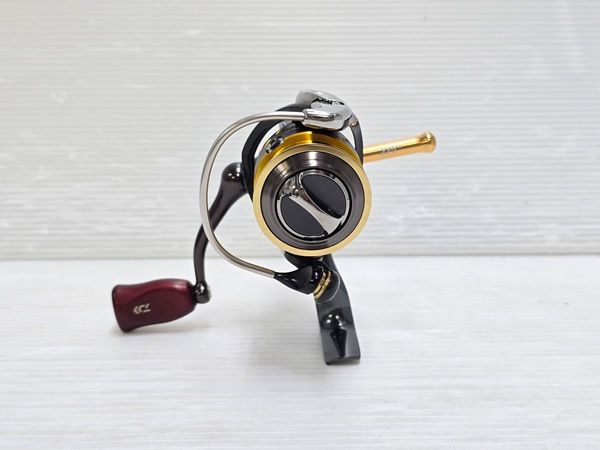 中古品】 ダイワ Daiwa スピニングリール 13 セルテート 2004CH I