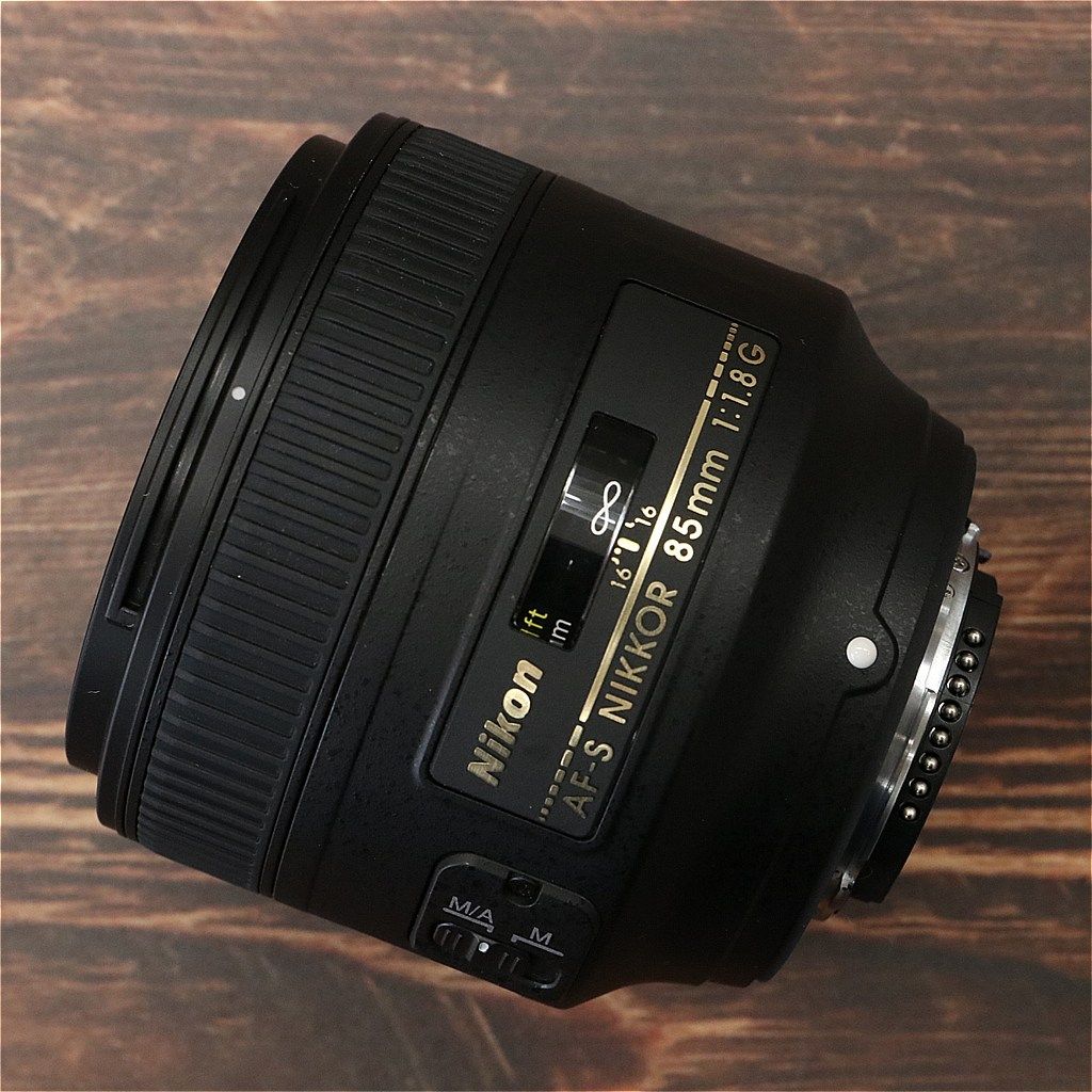 上品 Nikon AF S NIKKOR 85 mm f 1 8 G 6743