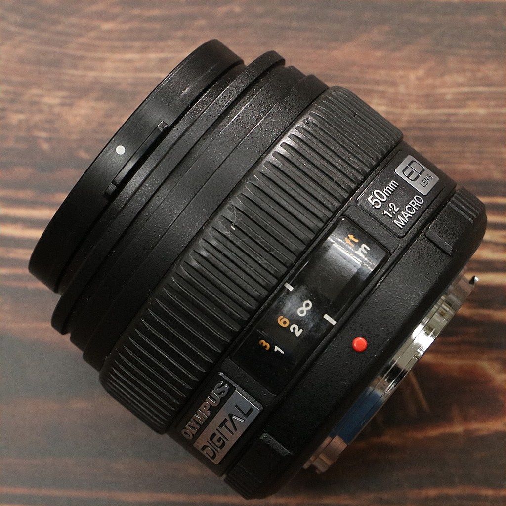 Olympus ZUIKO DIGITAL 50 mm F 2 Macro 6740