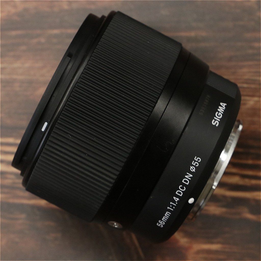 上品 Sigma 56 mm F 1.4 DC DN マイクロフォーサーズ 6715