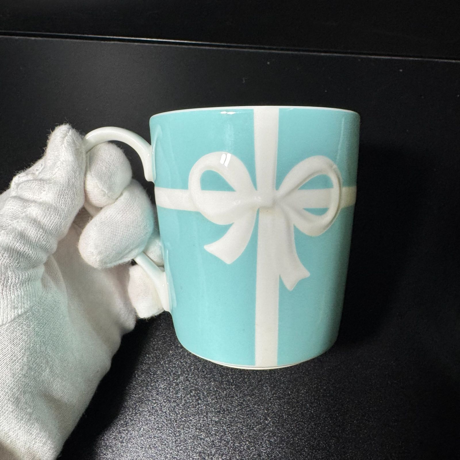 ティファニー ブルーリボンボックスペアマグカップ B25120458 - メルカリ