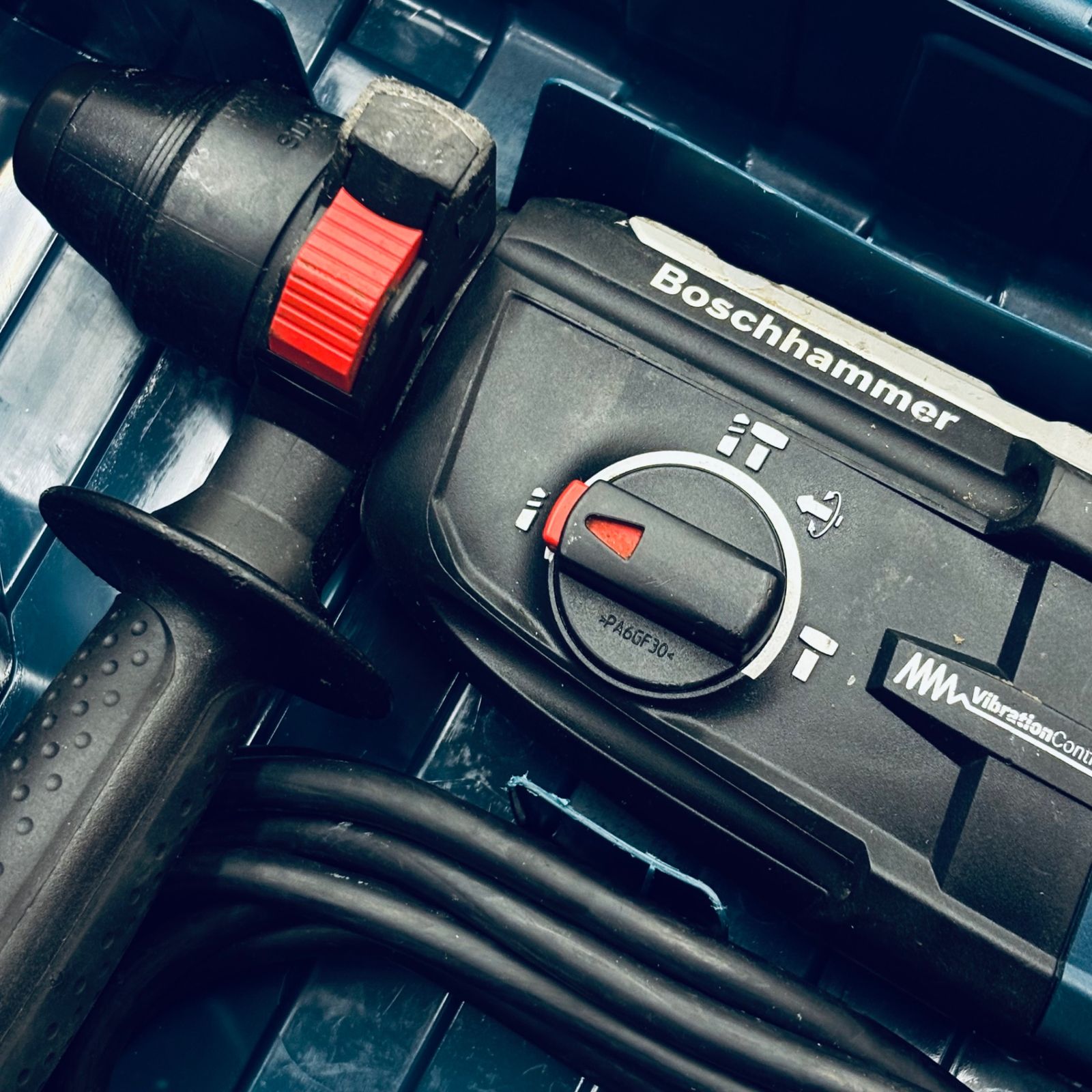 動作良好 BOSCH ボッシュ 28 mm 3モード ハンマードリル ハンマドリル GBH 2-28