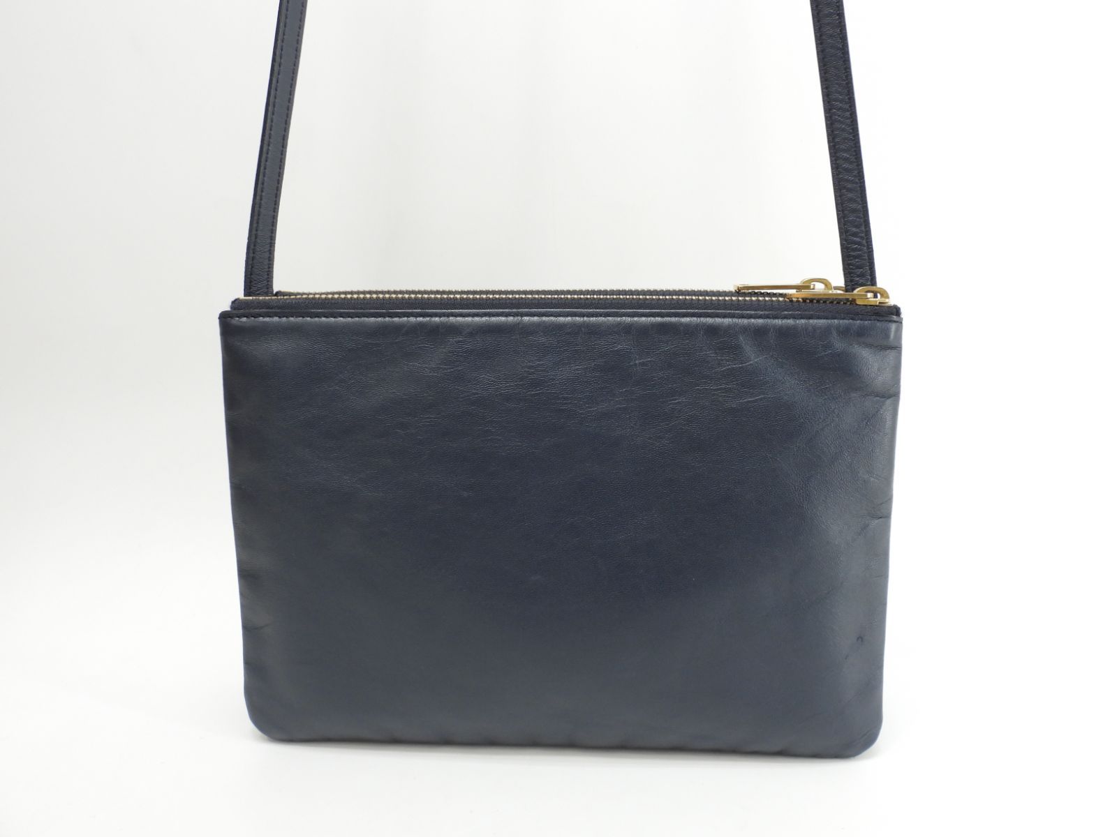 【美品】セリーヌ ショルダーバッグ トリオ ラージ 黒 ゴールド金具 レザー CELINE(セリーヌ) / ショルダーバッグ/レザー/BLK/トリオラージ