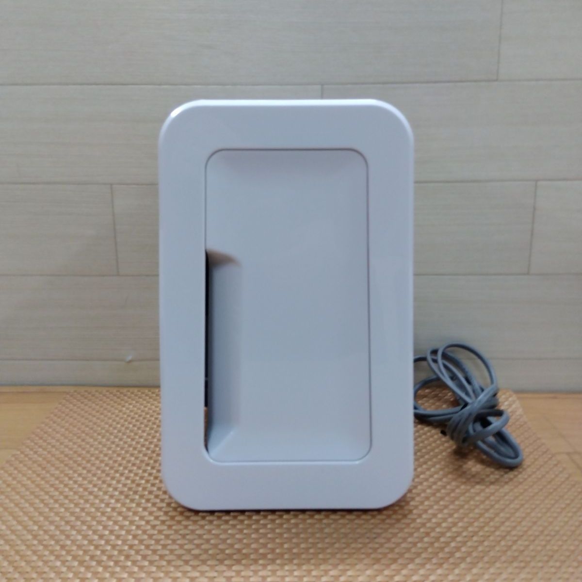 富士通ゼネラル 小型脱臭機 PLAZION (プラズィオン) DAS-15K-W 2022年