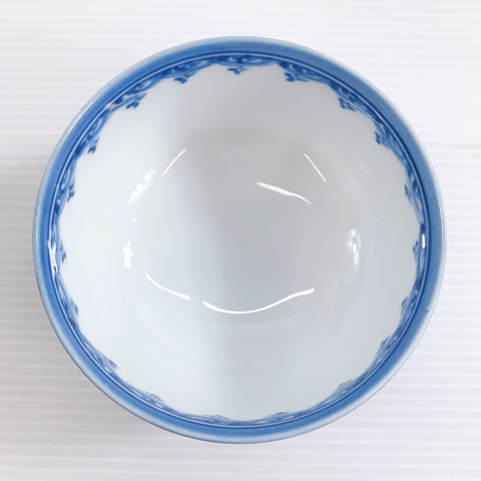 新品 三川内焼　4点セット 唐子絵　白磁 手描き 3点 急須 醤油さし 湯呑 新品】 三川内焼 4点セット 唐子絵 白磁 手描き 3点セット 急須 醤油