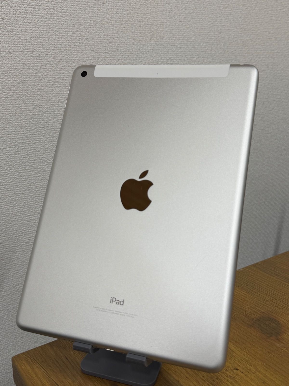 iPad 第5世代 Wi-Fi+Cellularモデル 32GB シルバー SIMフリー 動作確認 