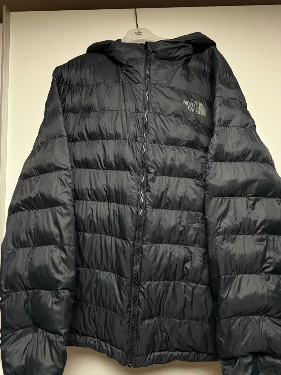 THE NORTH FACE ザノースフェイス コンフィ リバーシブル 軽量 ダウン