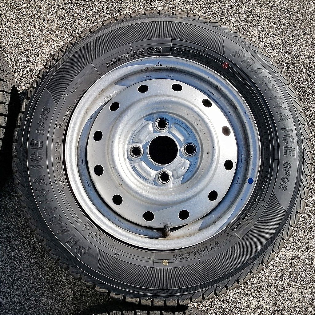 節約 13インチ スタッドレス 145/80R13 PRACTIVA ICE BP02 2023年 鉄