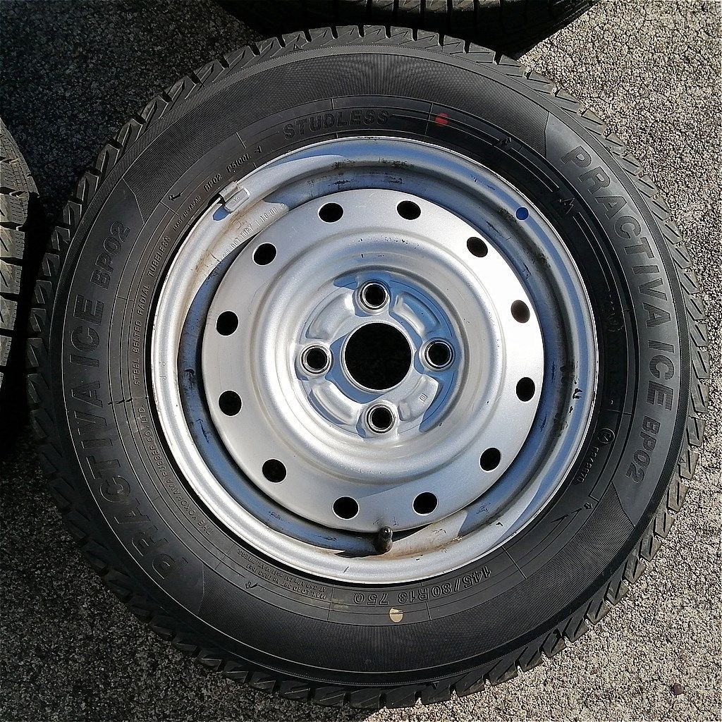 節約 13インチ スタッドレス 145/80R13 PRACTIVA ICE BP02 2023年 鉄