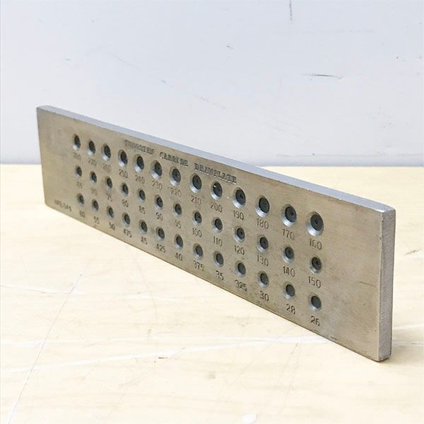 A-F エイアンドエフ 149.549 丸穴 ドロープレート 0.26-2.80 mm 39穴 彫金工具 彫金 線引き板 119397