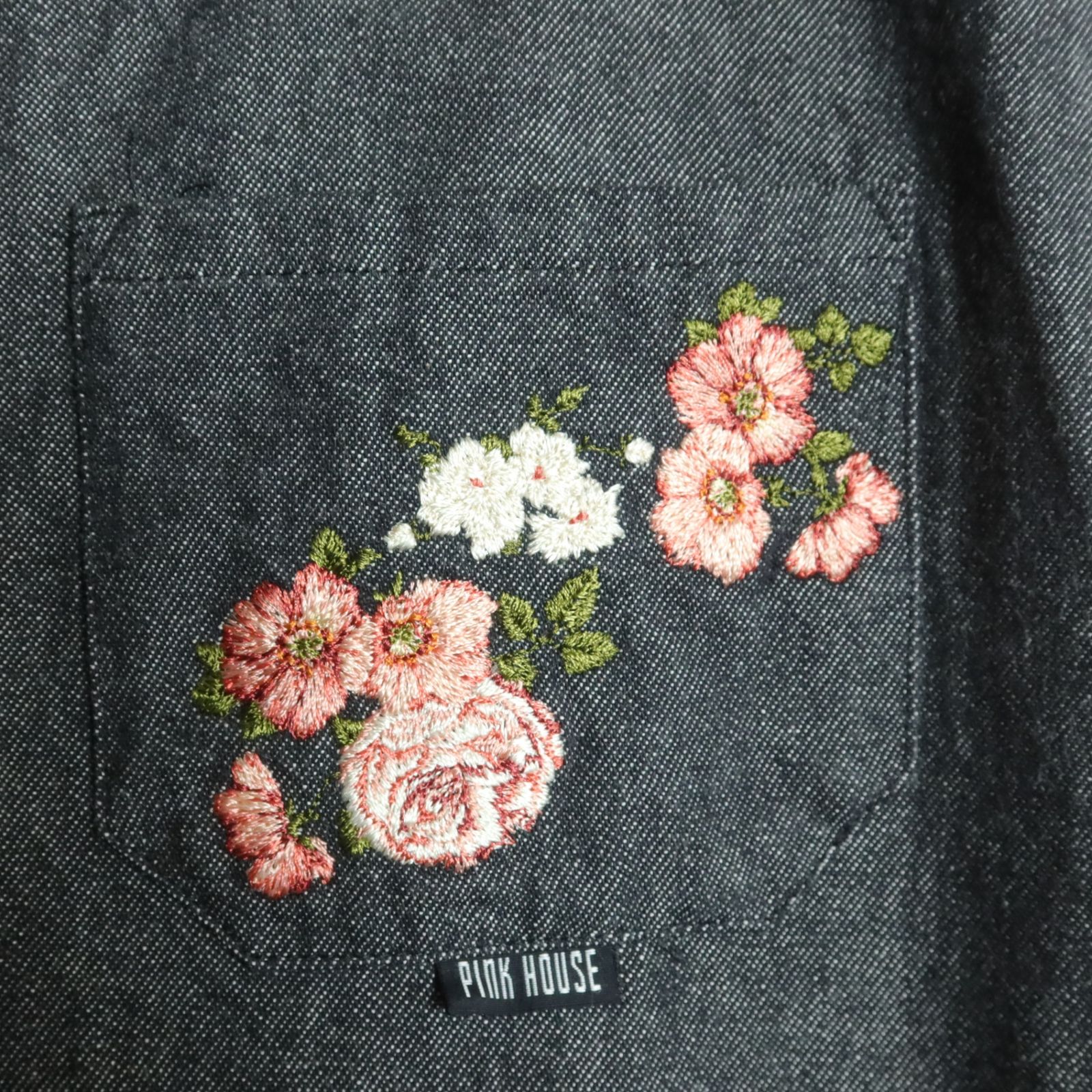 極美品　ピンクハウス 刺繍柄ロングスカート　ロングスカート デニム地 PINKHOUSE チェリー刺繍 デニムロングスカート | ピンクハウス古着