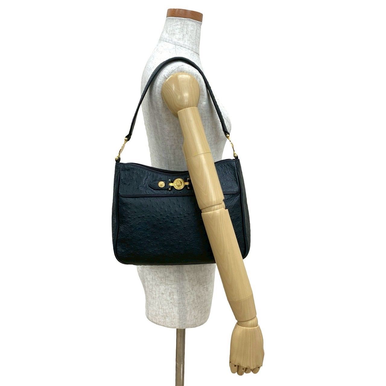 極 美品 袋付き VERSACE ヴェルサーチ サンバースト ロゴ 金具 レザー