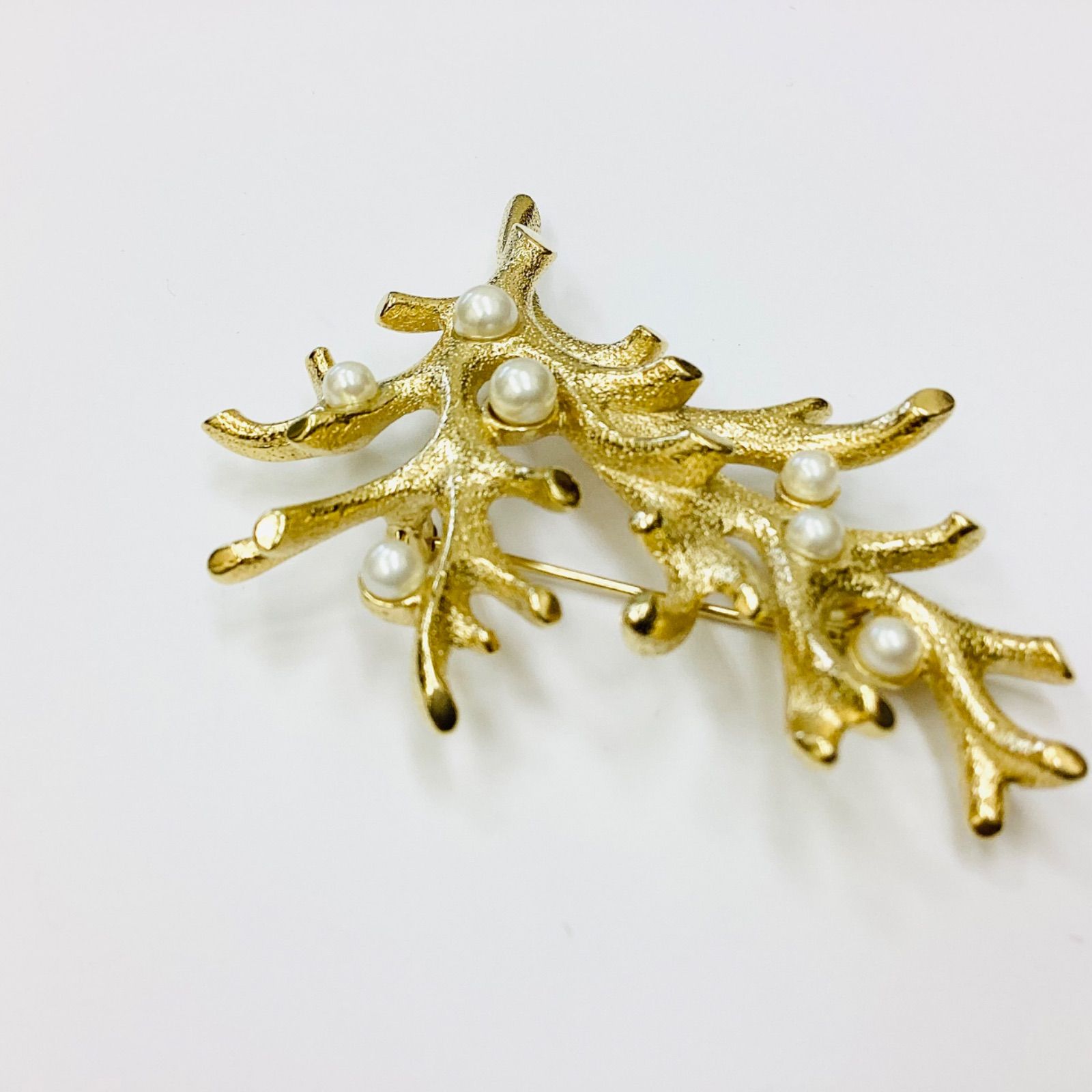 ☆TRIFARI（トリファリ）ヴィンテージブローチ パールツリー 幸せの木