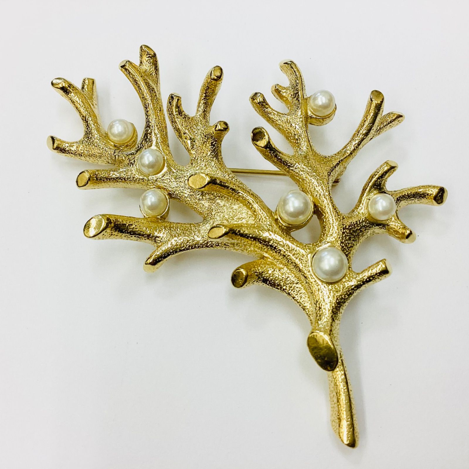 TRIFARI トリファリ ヴィンテージブローチ パールツリー 幸せの木 宿り木 ゴールド