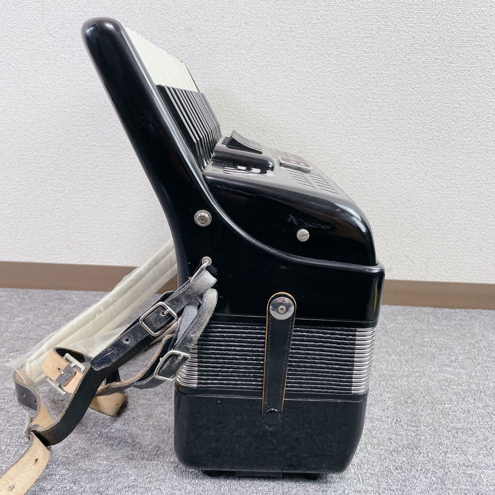 TOMBO アコーディオン No.65 ハードケース付 楽器 - メルカリ