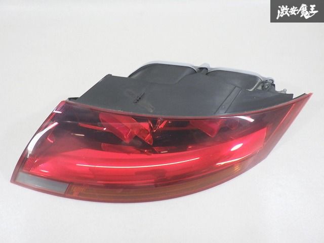 良品 @アウディ TT 8J 純正 右テールランプ 8J0945096C|か24 良品 @アウディ TT 8J 純正 右テールランプ 8J0945096C|か24 アウディ