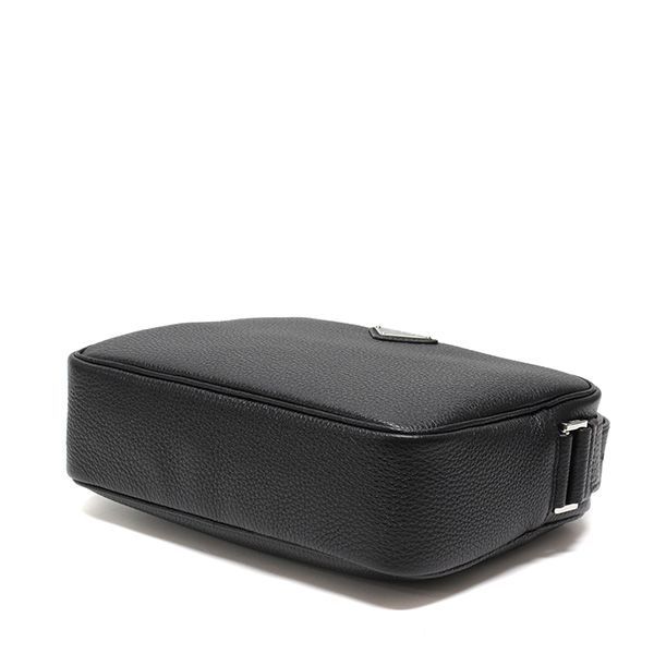 25AWモデル プラダ PRADA メンズ レザー ショルダーバッグ【NERO