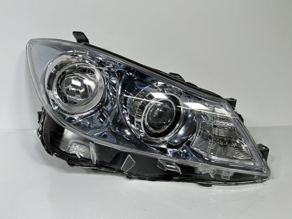 SAI AZK10 前期 純正 右ヘッドライト 右ライト HID ブルーメッキ 81110