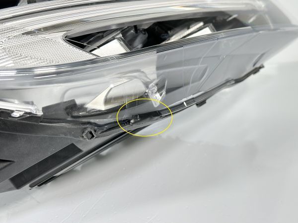MB系 ボルボ V40 後期 純正 右ヘッドライト ヘッドランプ 右ライト RH