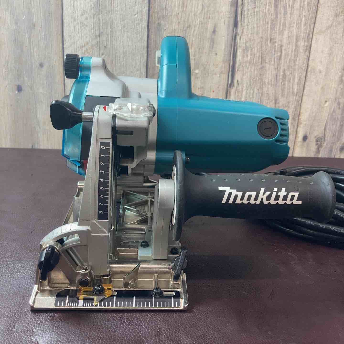  品 マキタ makita 小型ミゾキリ 溝切 3005 BA マルノコ 切断工具 切断機