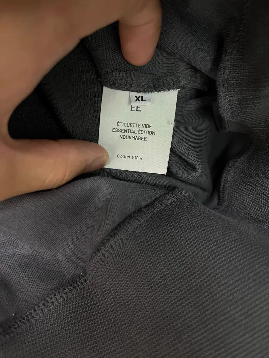 ヌマレ フードジップアップ