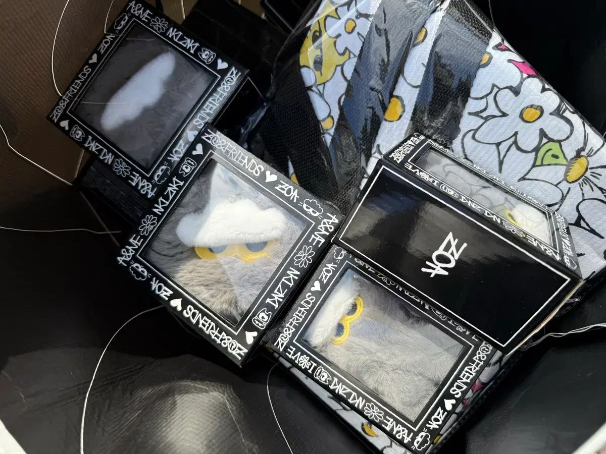 ジョーアンドフレンズ ポーチ キーホルダー