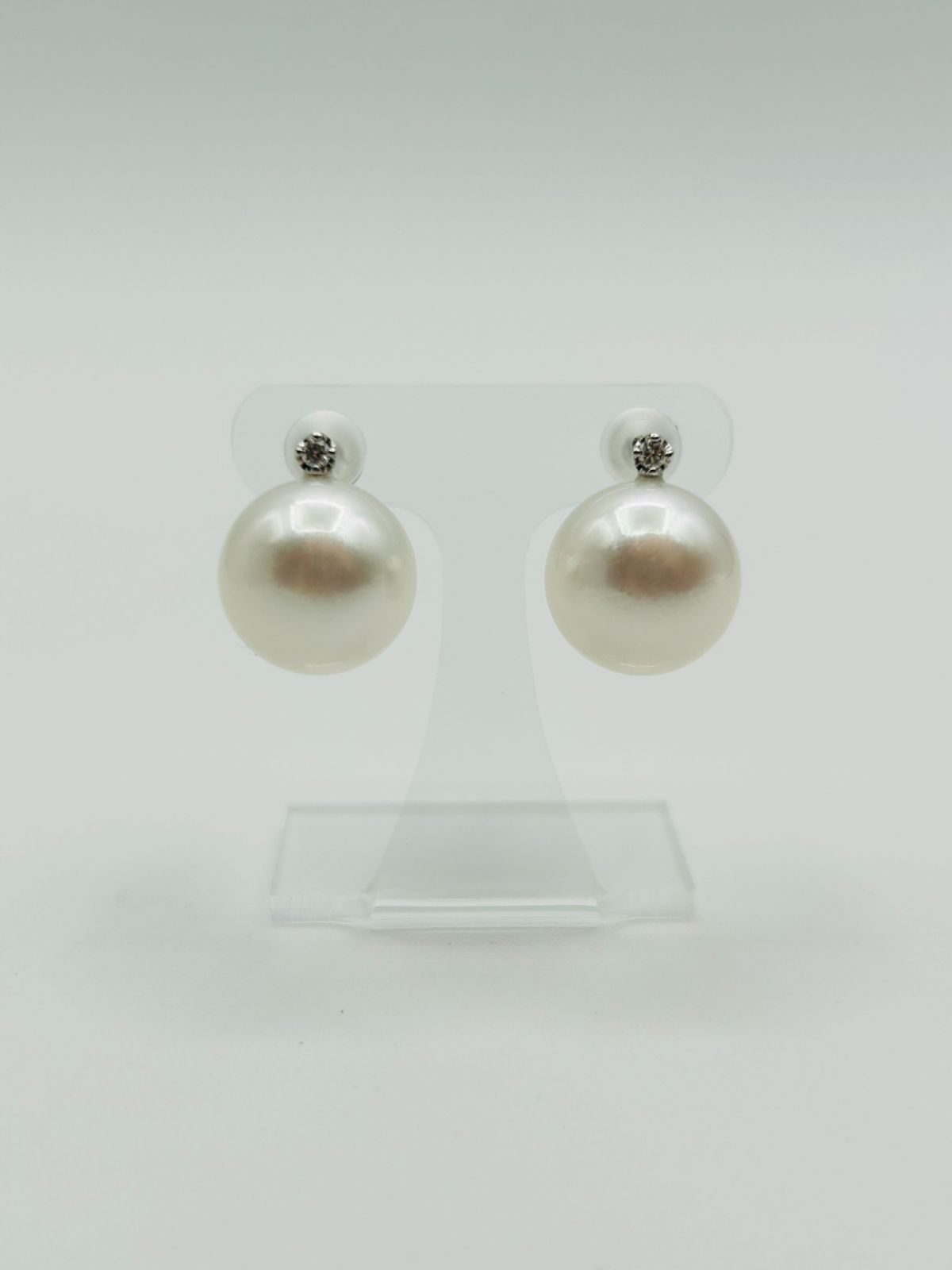 白蝶 真珠 南洋 パール ピアス 鳳凰 フェニックス K18WG ホワイト