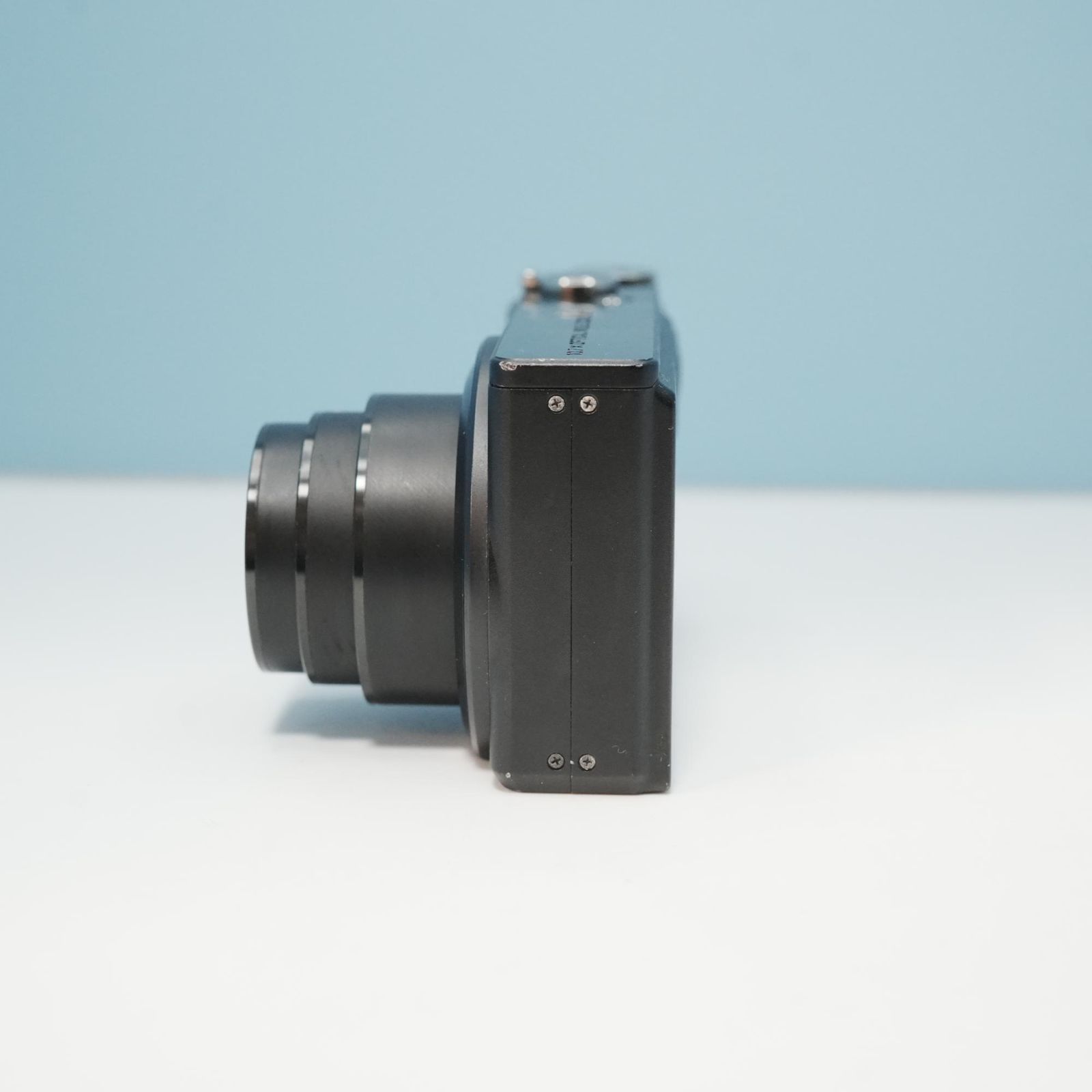 RICOH CX3 デジカメ スマホ転送OK フルセット 美品 a5640 - メルカリ RICOH CX3 デジカメ スマホ転送OK フルセット 美品 a5640 - メルカリ