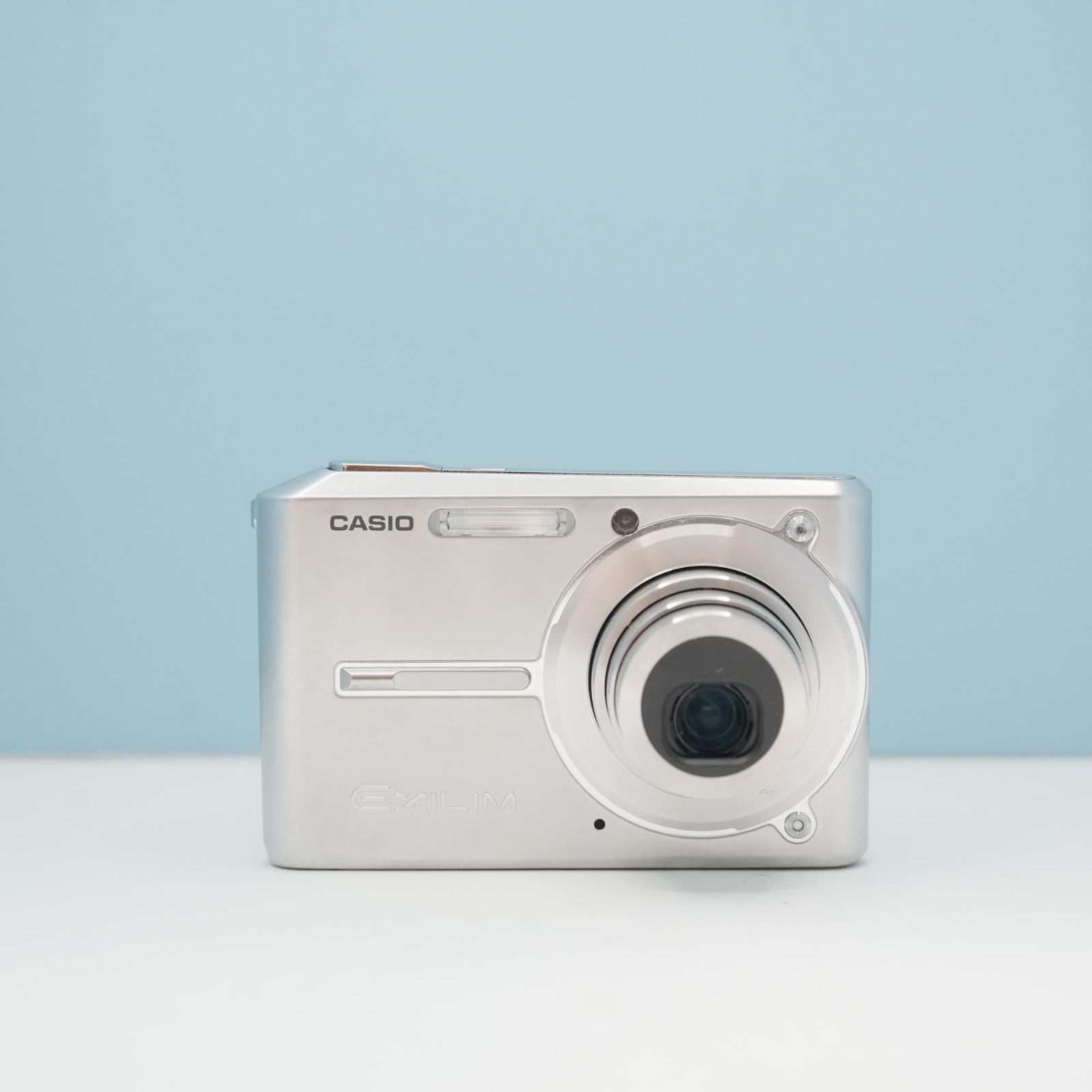 カメラ CASIO EXILIM EX-S600 デジカメ スマホ転送OK フルセット 美品
