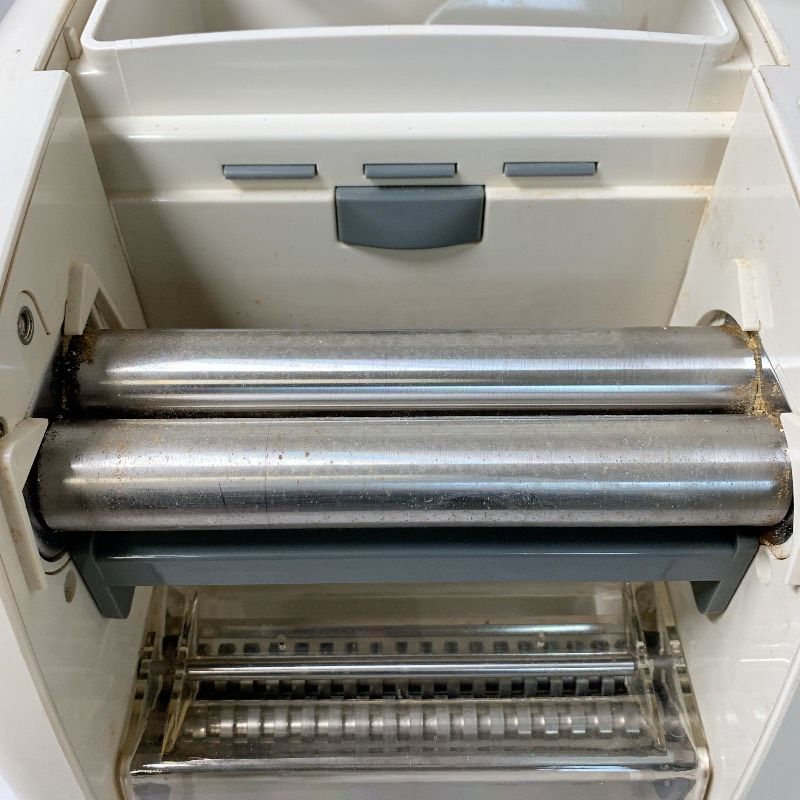 イズミ 電動製麺器 こね工房 IPM-500 こねる、伸ばす、切る うどん