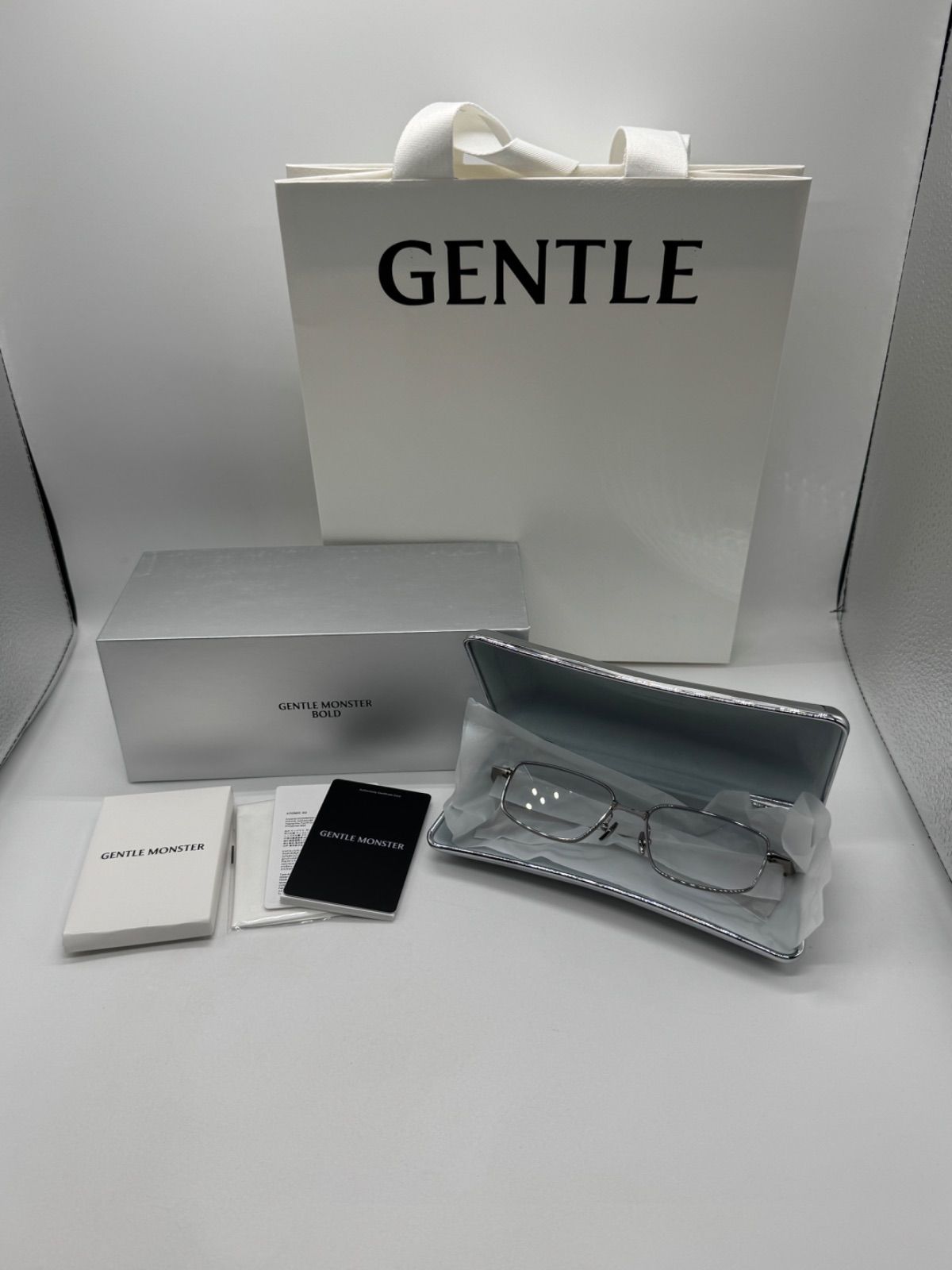 ジェントルモンスター GENTLE MONSTER Atomic 02 Silver メガネ 3501