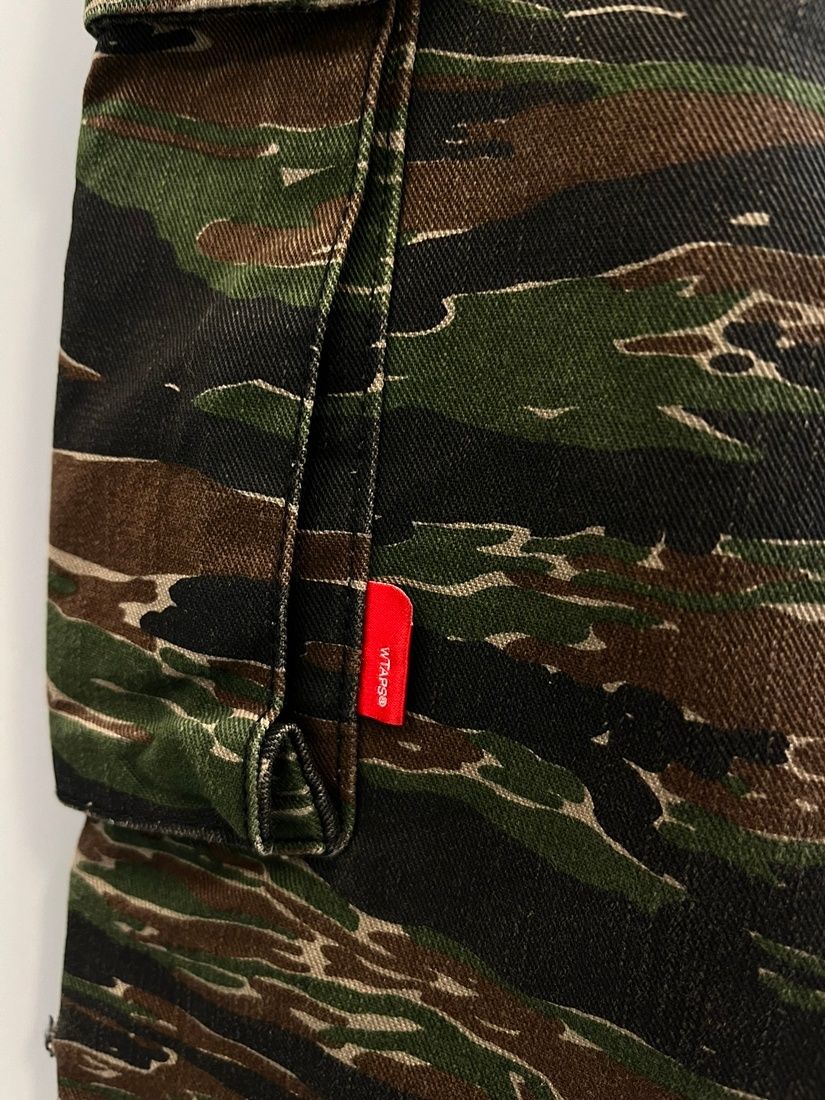 ダブルタップス WTAPS TROUSERS.COTTON TWILL. TIGER STRIPE