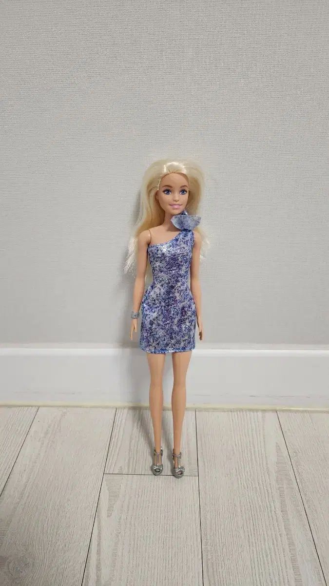 バービー人形 - メルカリ