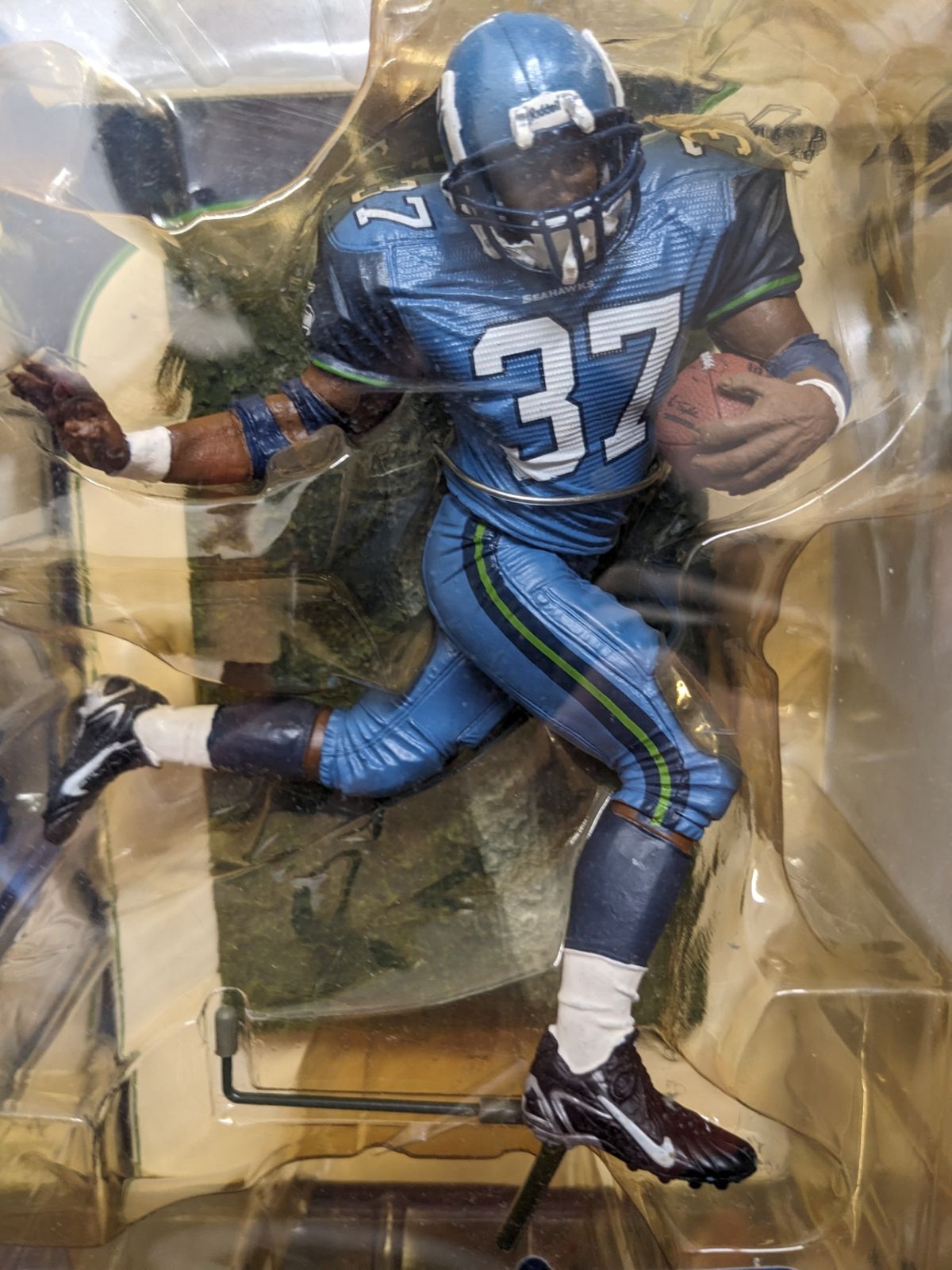 未開封◎NFL Shaun Alexander 37 SEAHAWKS フィギュア - メルカリ