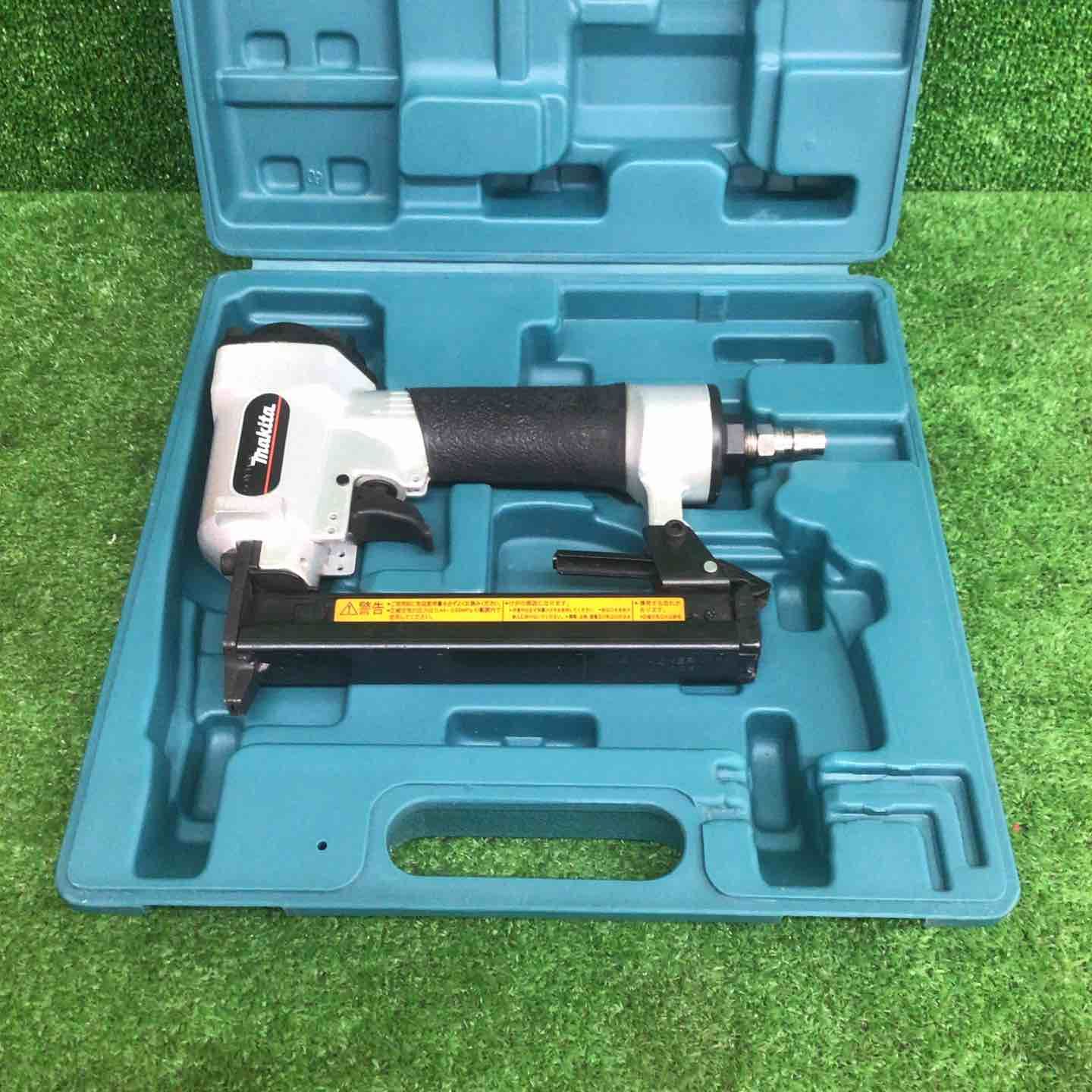 マキタ makita 4 mm常圧エアタッカ