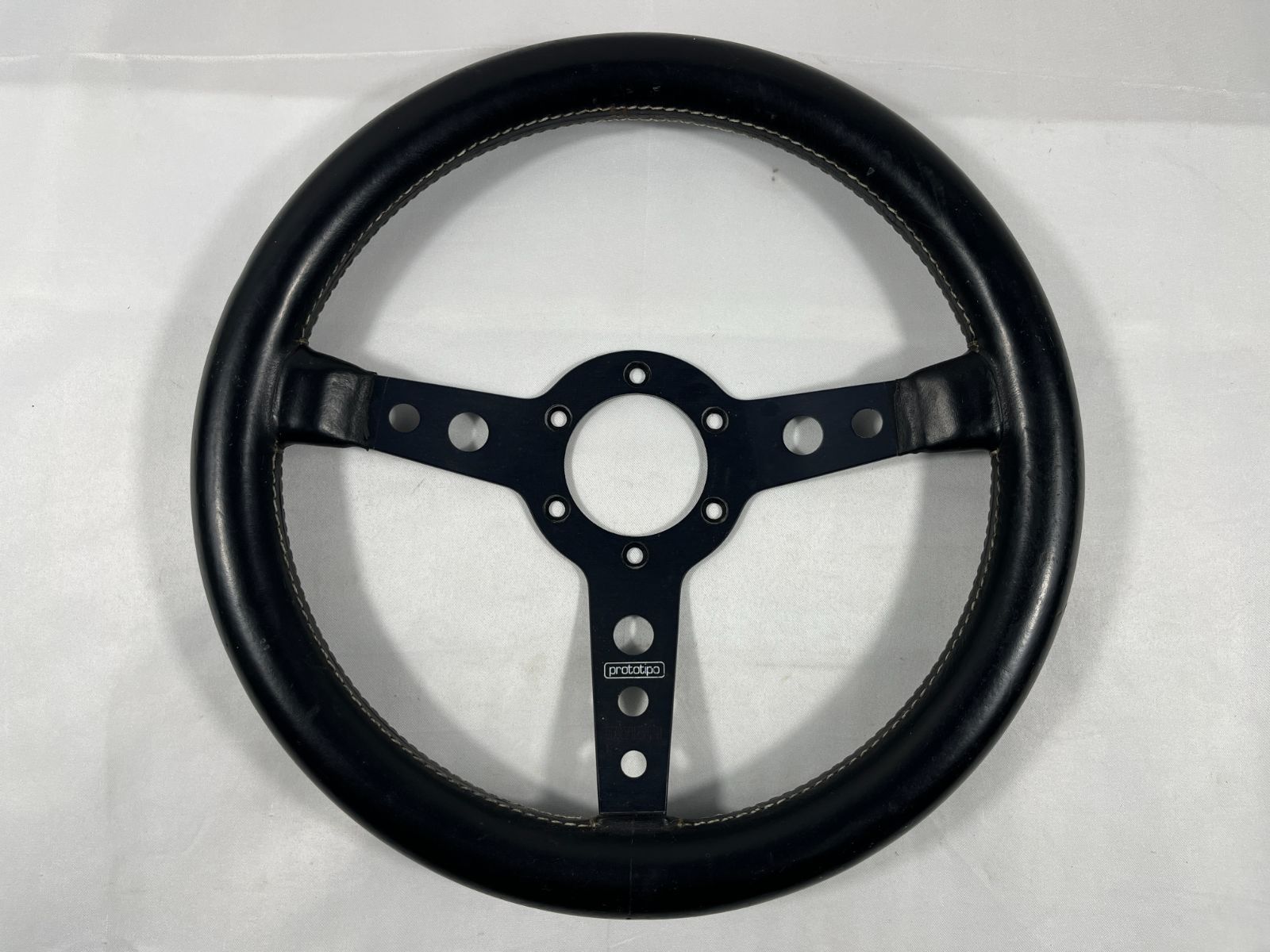 MOMO モモ　prototipo　7-81　イタリア製　ステアリング　ハンドル　車　カスタム　昭和レトロ　昭和　レトロ