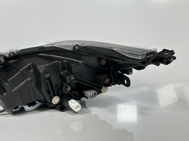 カローラツーリング ZRE212W ZWE211W ZWE214W 純正 右ヘッドライト 右