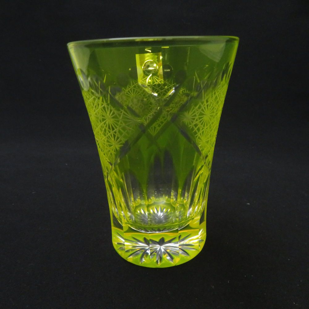 玉扇子 菊繋ぎ紋