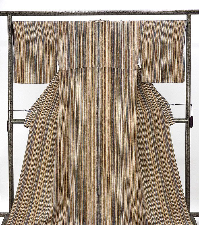 小紋 正絹 縦縞 身丈166.5 cm 裄丈67.5 リサイクル 着物 c 4099