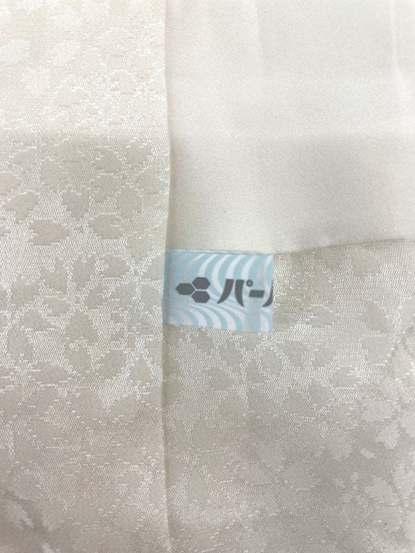 振袖 金彩 金刺繍 紋意匠 身丈173cm 撥水加工済 MO3231 - メルカリ