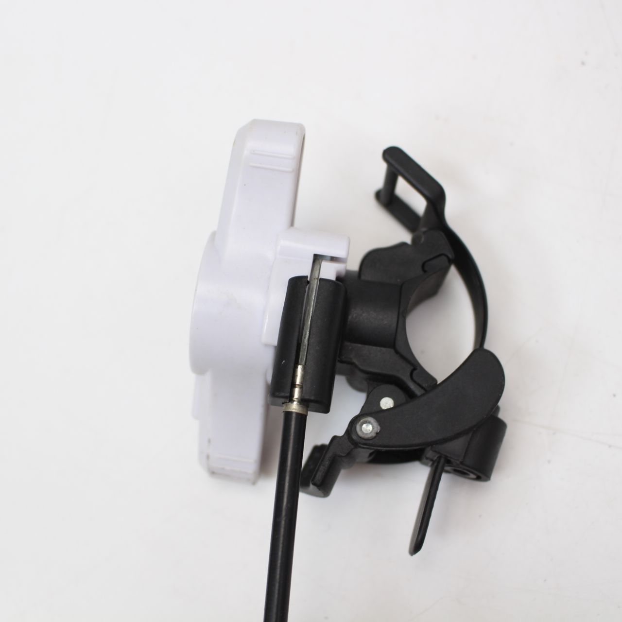 484)MINOURA ミノウラ B60 固定式サイクルトレーナー - メルカリ