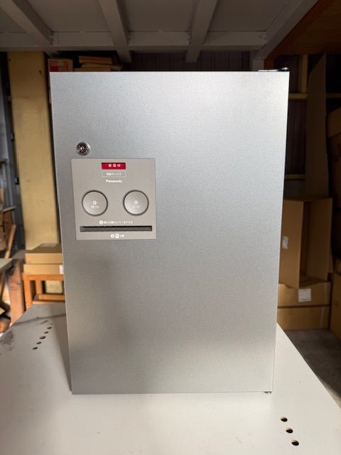 パナソニック 宅配ボックス コンボ ハーフタイプ 前出し ステンシルバー色