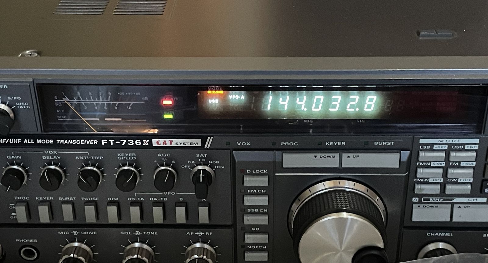 ヤエス 無線機 FT 736 X YAESU トランシーバー アマチュア無線 A 19 byebye