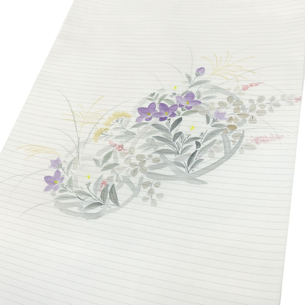 A5 塩瀬 季節の花々 白色 緑 線画 全通 正絹 カジュアルな名古屋帯 A5 塩瀬 季節の花々 白色 緑 線画 全通 正絹 カジュアルな名古屋帯 A5
