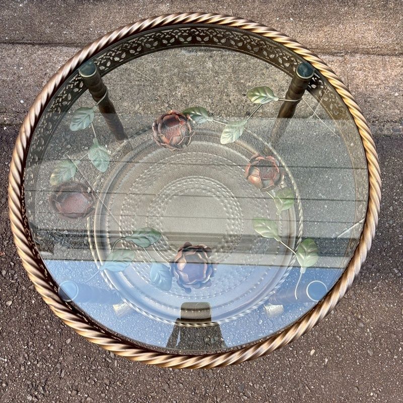 薔薇のサイドテーブル 天板ガラス 円テーブル 丸テーブル バラ