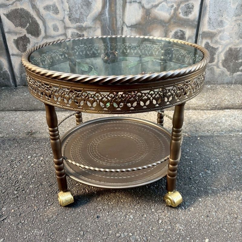 薔薇のサイドテーブル 天板ガラス 円テーブル 丸テーブル バラ