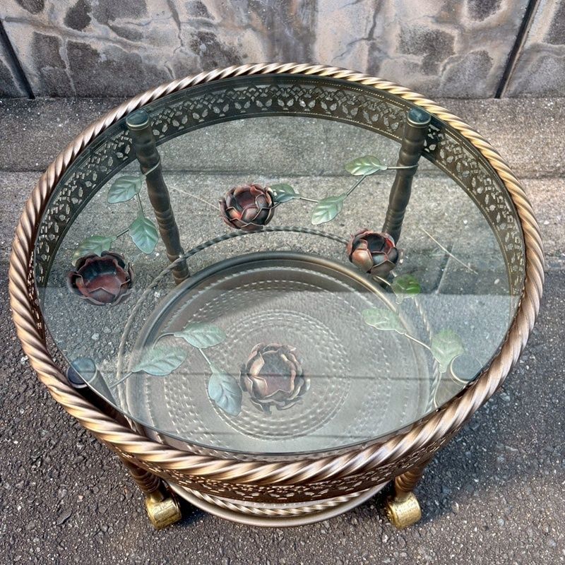 薔薇のサイドテーブル 天板ガラス 円テーブル 丸テーブル バラ
